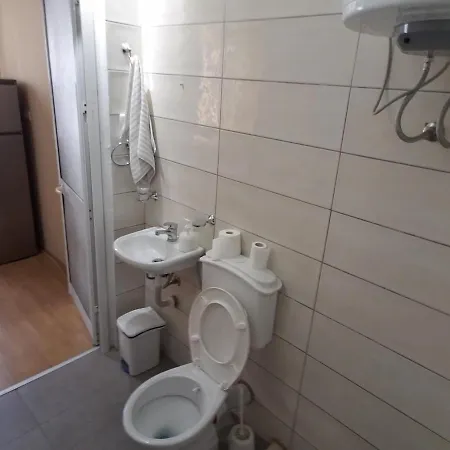 Dapelli Casa de hóspedes *